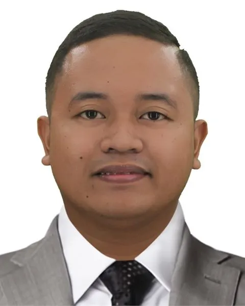 Alvin Lindo, Sales Staff
